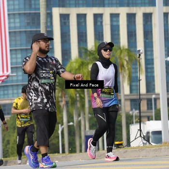 Runner Photo 6536443