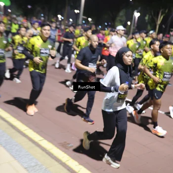 Runner Photo 6536444