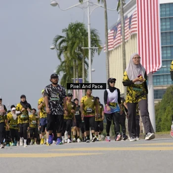 Runner Photo 6536481