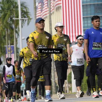 Runner Photo 6536527
