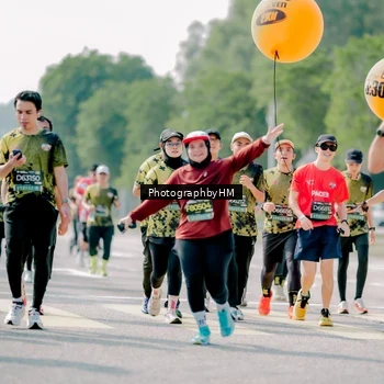 Runner Photo 6536561