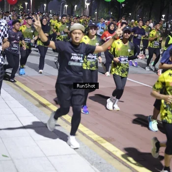 Runner Photo 6536618