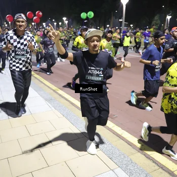 Runner Photo 6536659