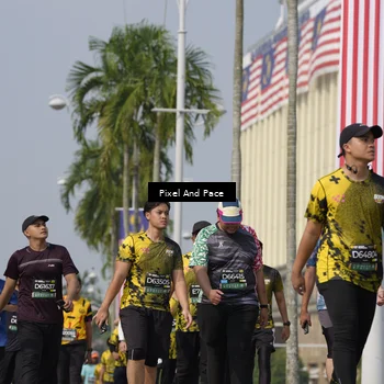 Runner Photo 6536673