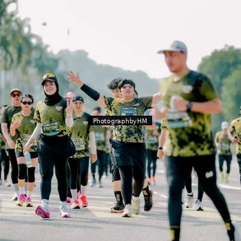 Runner Photo 6536675