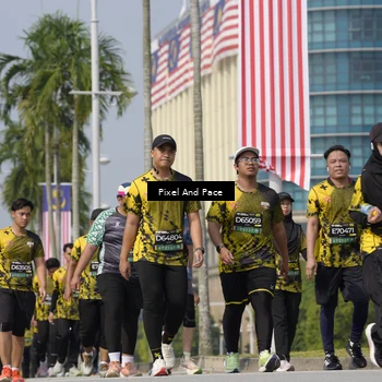 Runner Photo 6536691