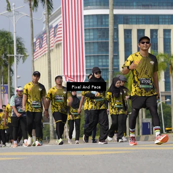 Runner Photo 6536695