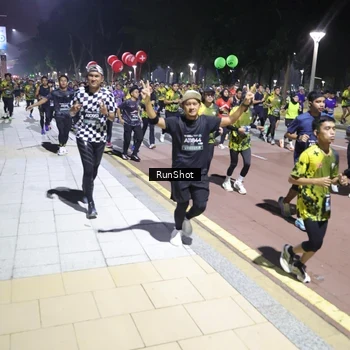 Runner Photo 6536720