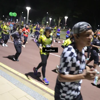 Runner Photo 6536758