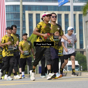 Runner Photo 6536797