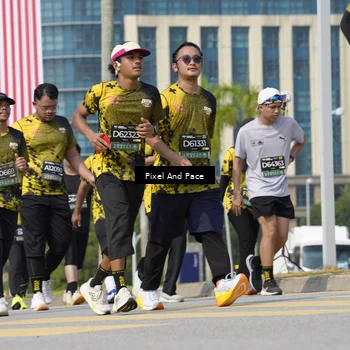 Runner Photo 6536799