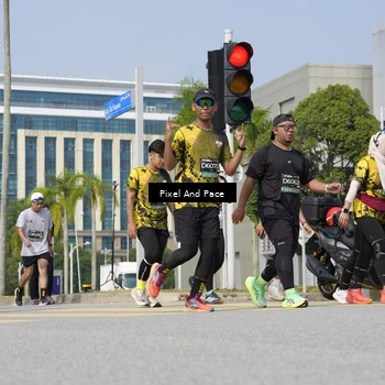 Runner Photo 6536813