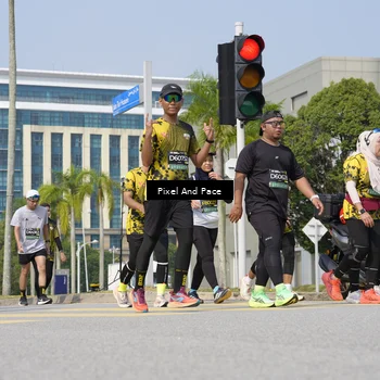 Runner Photo 6536825