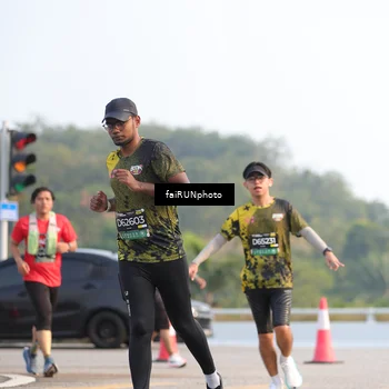 Runner Photo 6536851
