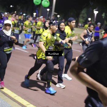 Runner Photo 6536857