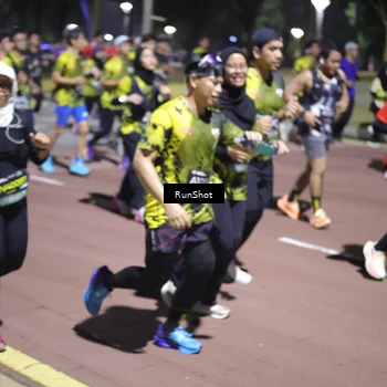 Runner Photo 6536867