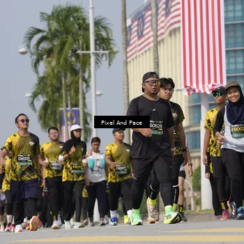 Runner Photo 6536904
