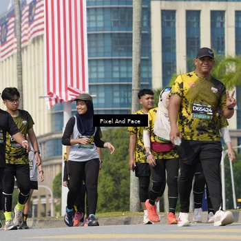 Runner Photo 6536921