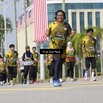 Runner Photo 6536936