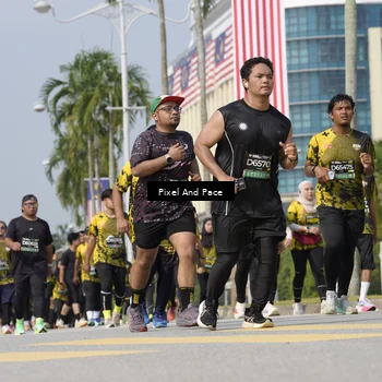Runner Photo 6536978