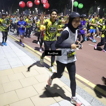 Runner Photo 6536985