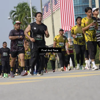 Runner Photo 6536995