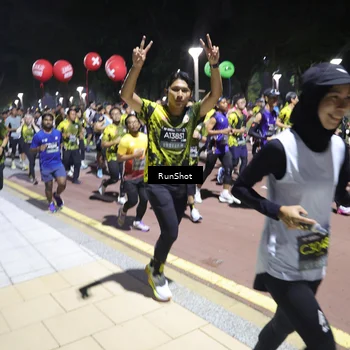 Runner Photo 6537002