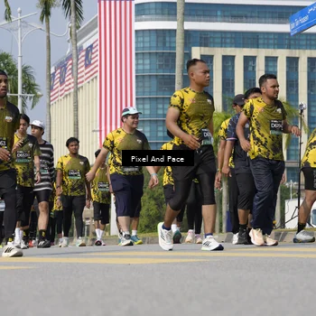 Runner Photo 6537028
