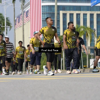 Runner Photo 6537046