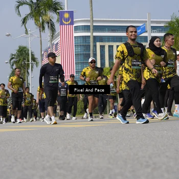 Runner Photo 6537053