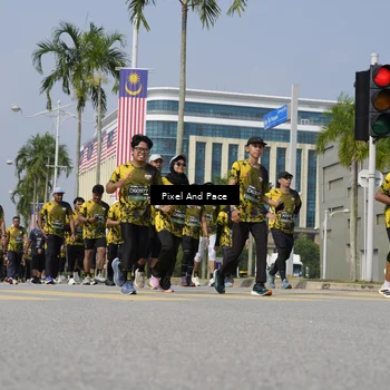 Runner Photo 6537056