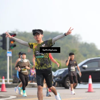 Runner Photo 6537058