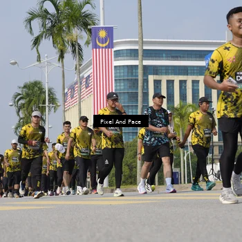 Runner Photo 6537101