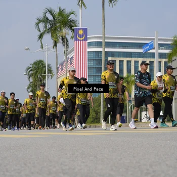Runner Photo 6537110