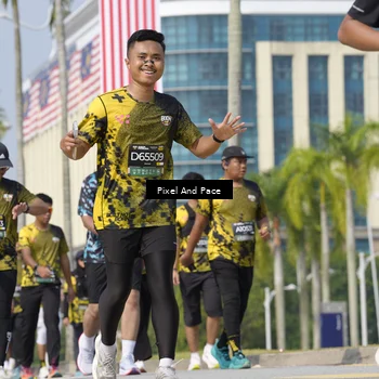 Runner Photo 6537139