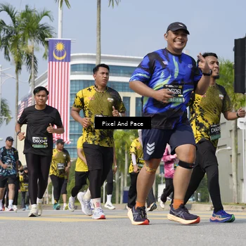 Runner Photo 6537161