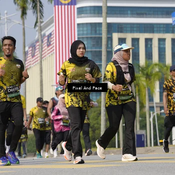 Runner Photo 6537238