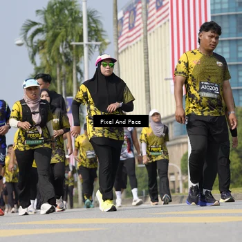 Runner Photo 6537278