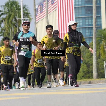 Runner Photo 6537340