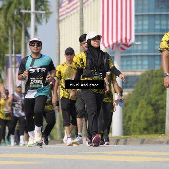 Runner Photo 6537361