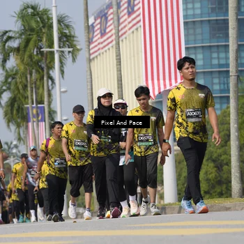 Runner Photo 6537373