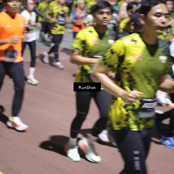 Runner Photo 6537380