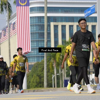 Runner Photo 6537386