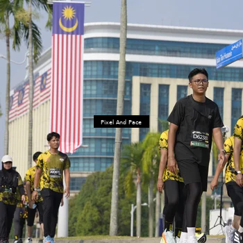 Runner Photo 6537403