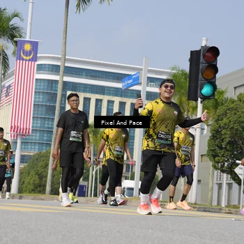 Runner Photo 6537414