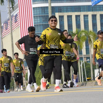Runner Photo 6537434