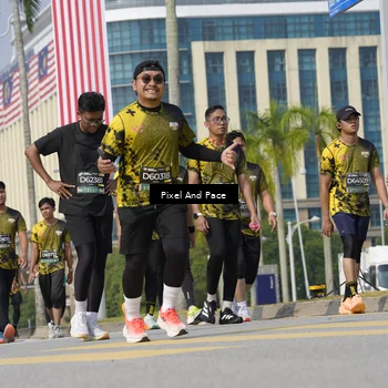 Runner Photo 6537437