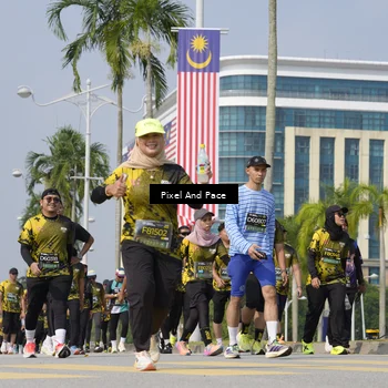 Runner Photo 6537479