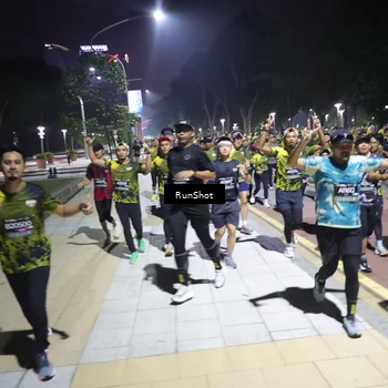 Runner Photo 6537486