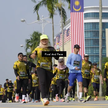 Runner Photo 6537491